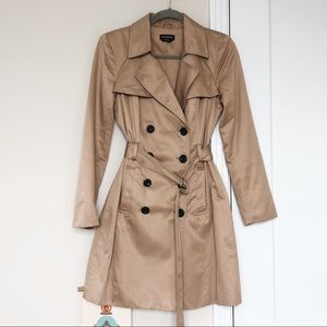Bebe Satin Tan Trenchcoat XS